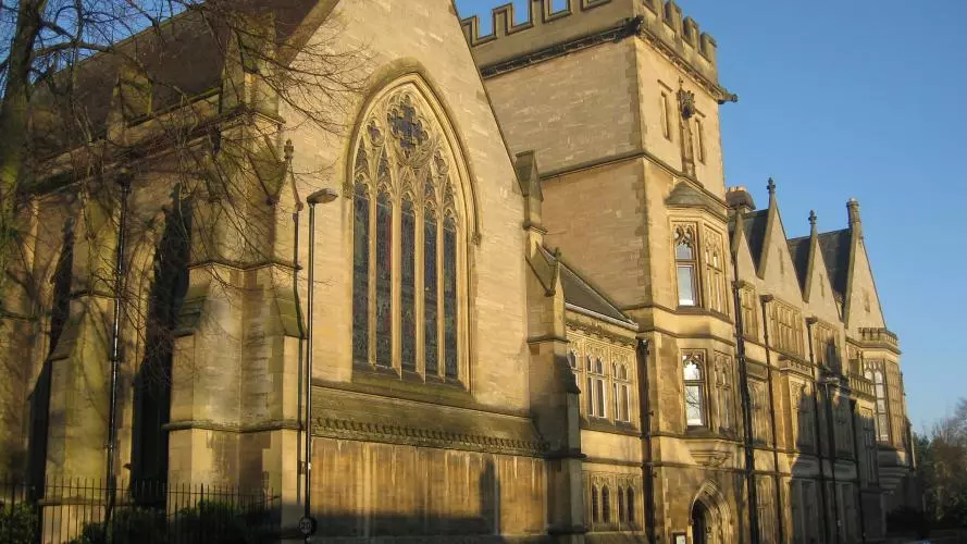 hmc from holywell street