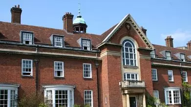 st hughs oac cropped